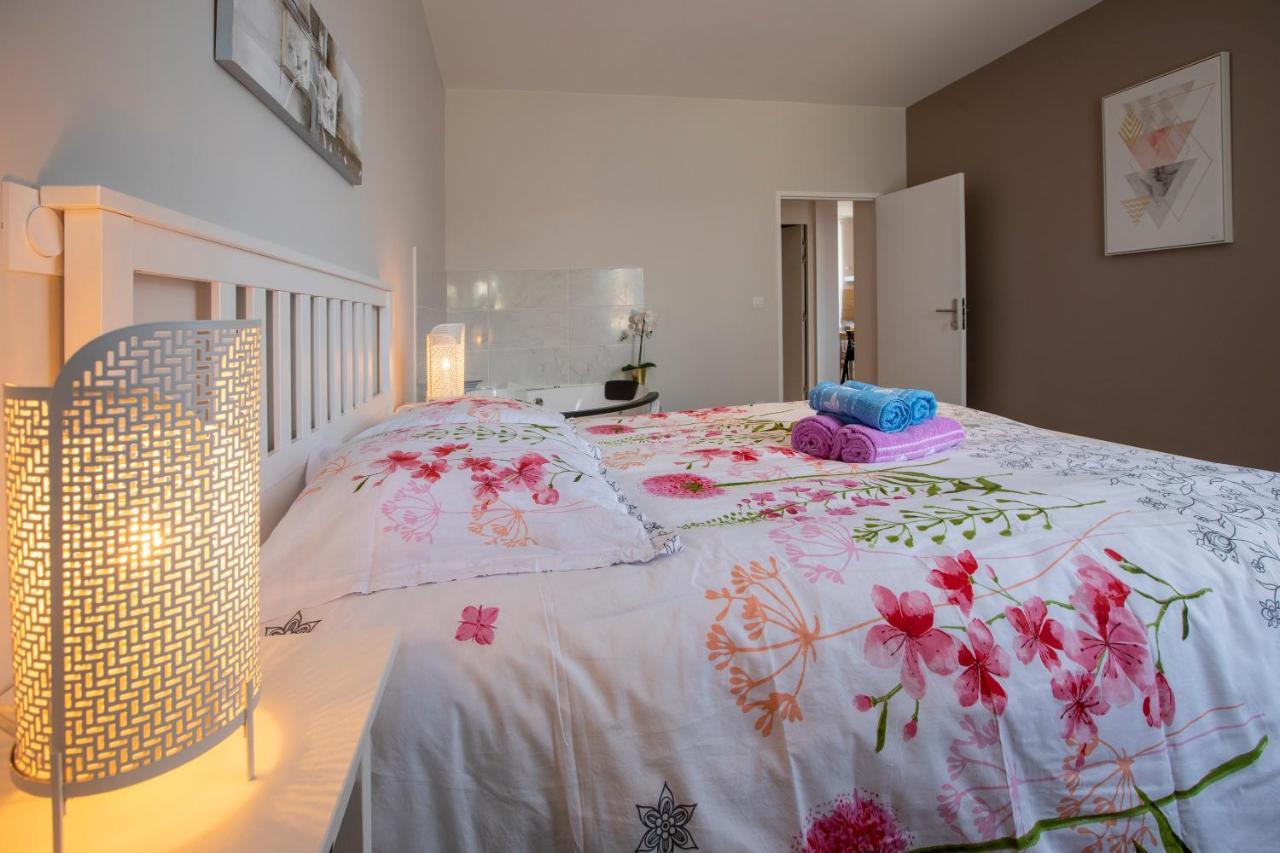 Loc Trotteur Le Cacao - Balneo, Gare Lourdes Apartamento Exterior foto
